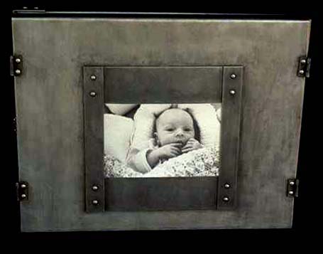 entrance back cover.jpg (22919 bytes)